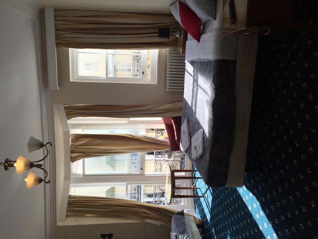 Sterling House Hotel Eastbourne Dış mekan fotoğraf