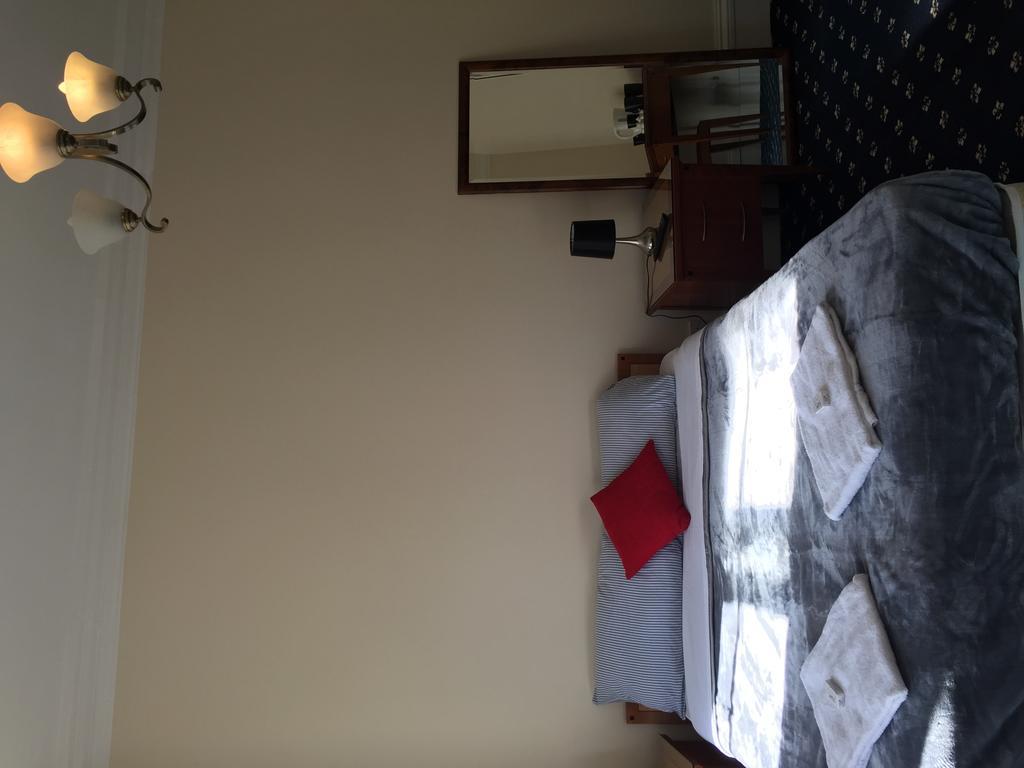 Sterling House Hotel Eastbourne Dış mekan fotoğraf
