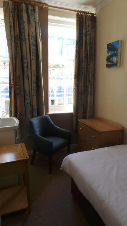 Sterling House Hotel Eastbourne Dış mekan fotoğraf